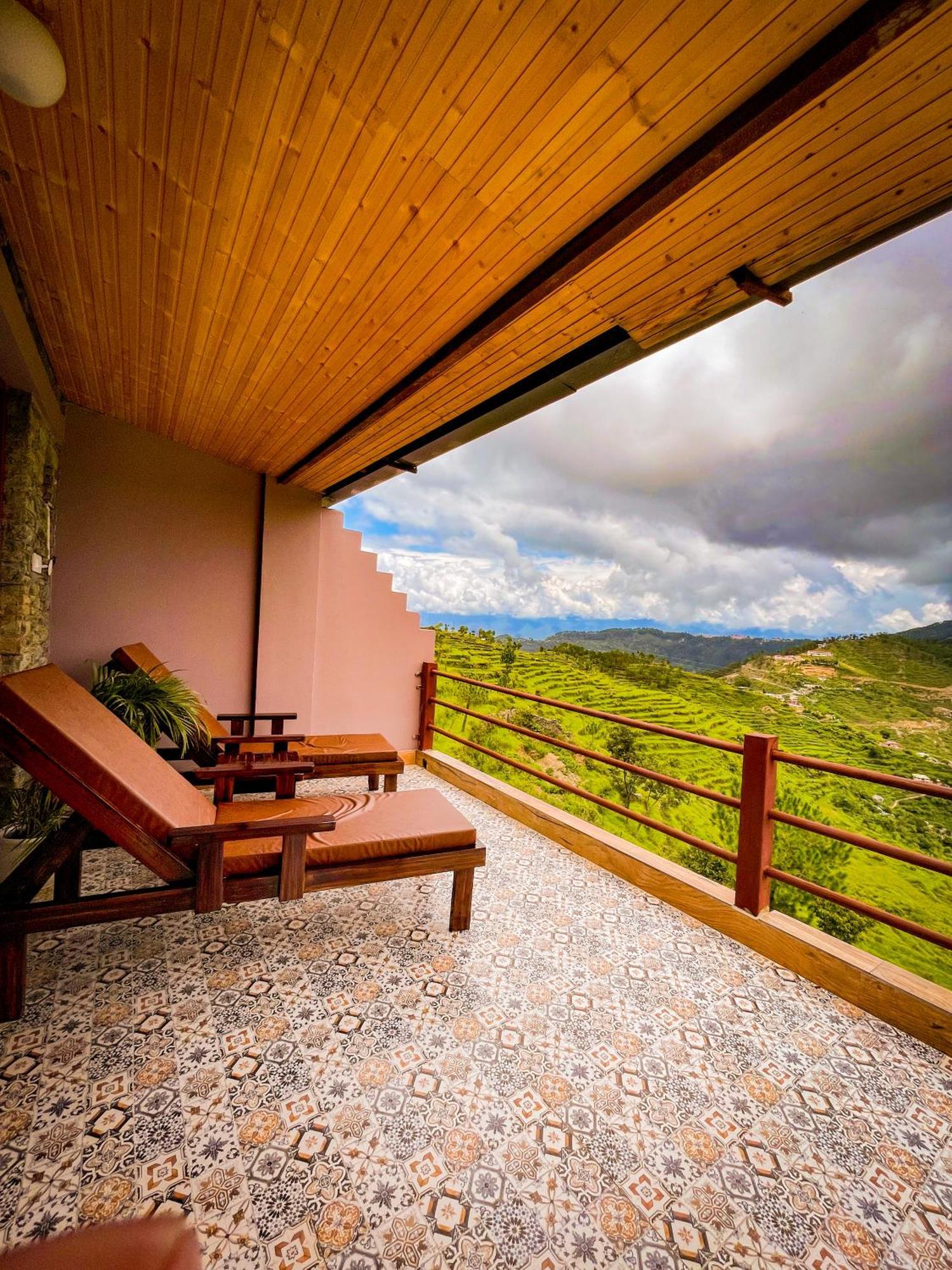 Bsr Farms Resort Pauri Exterior photo